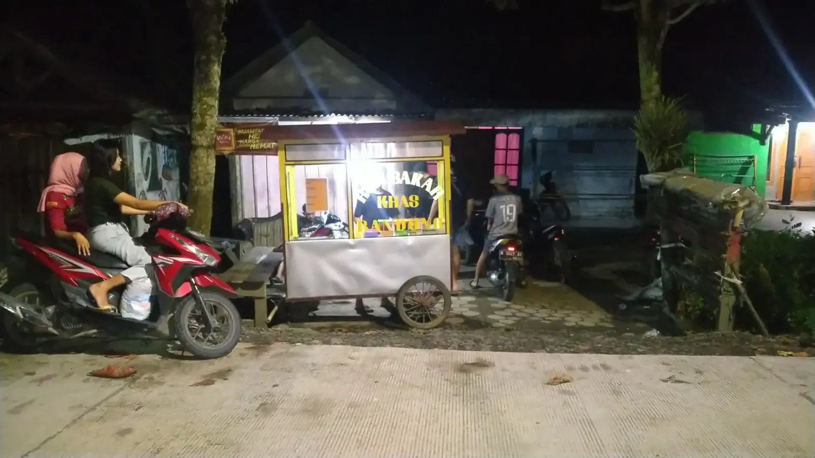 ROTI BAKAR 2 PUTRA