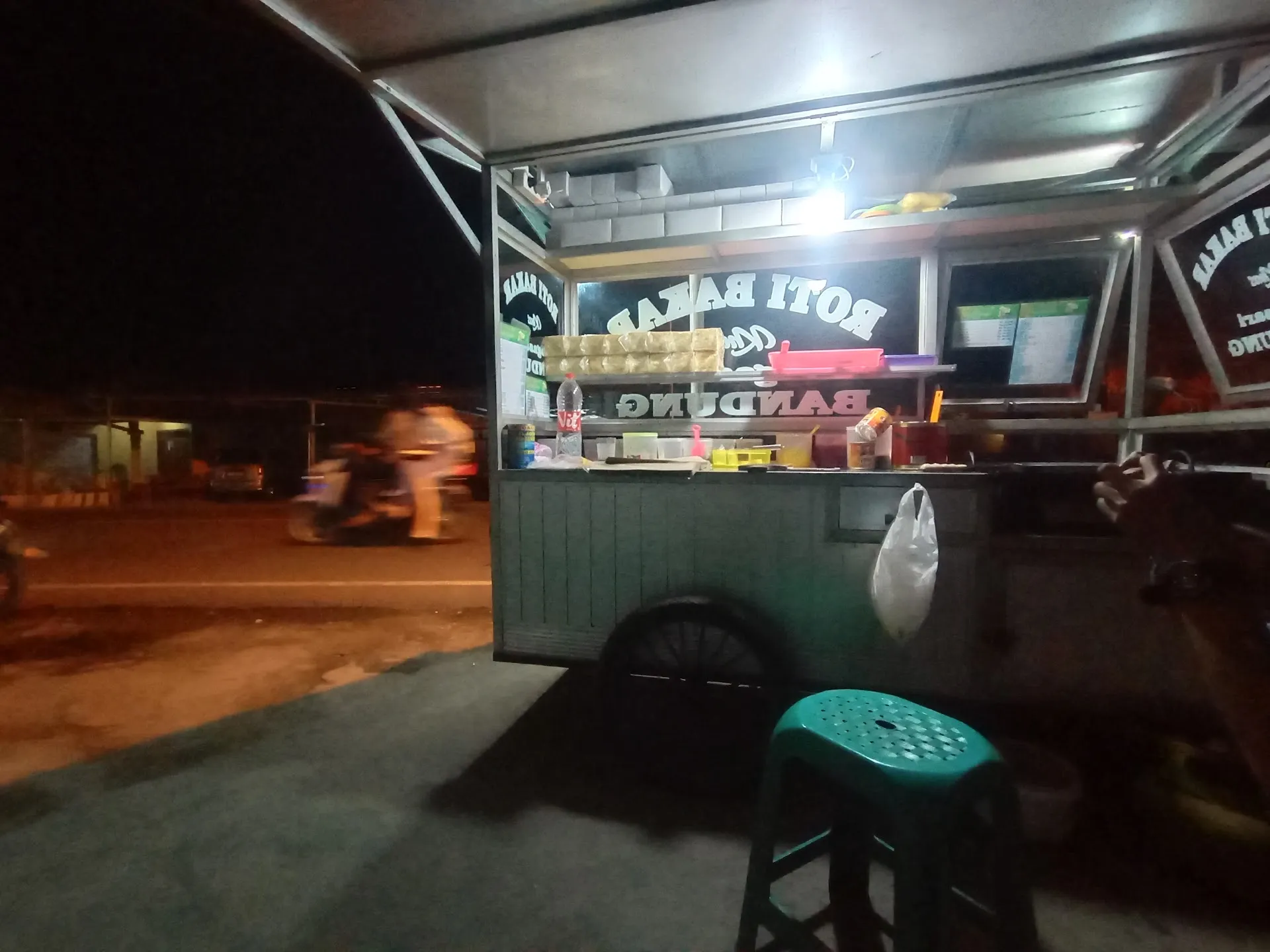 Roti Bakar Ucup jl. Rinjani