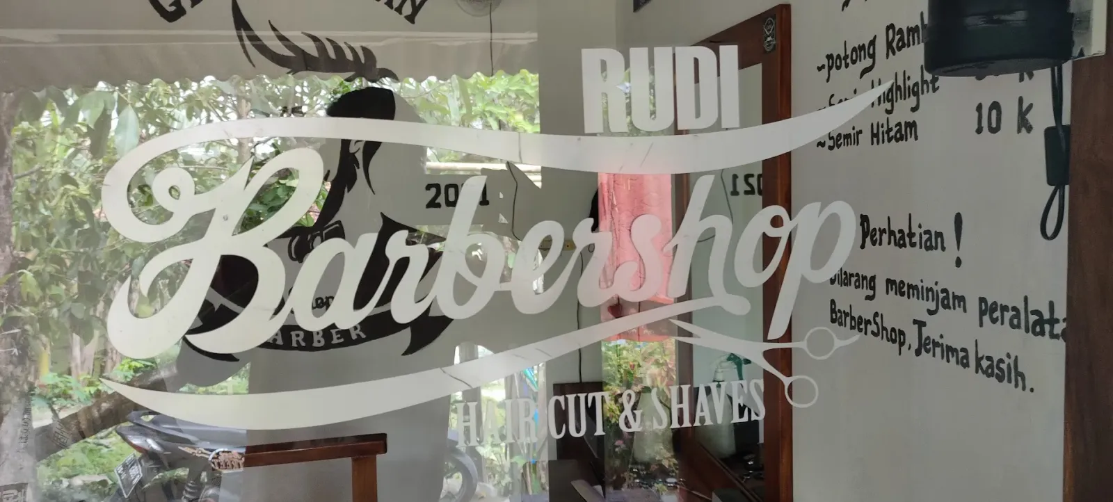 Rudi barbershop