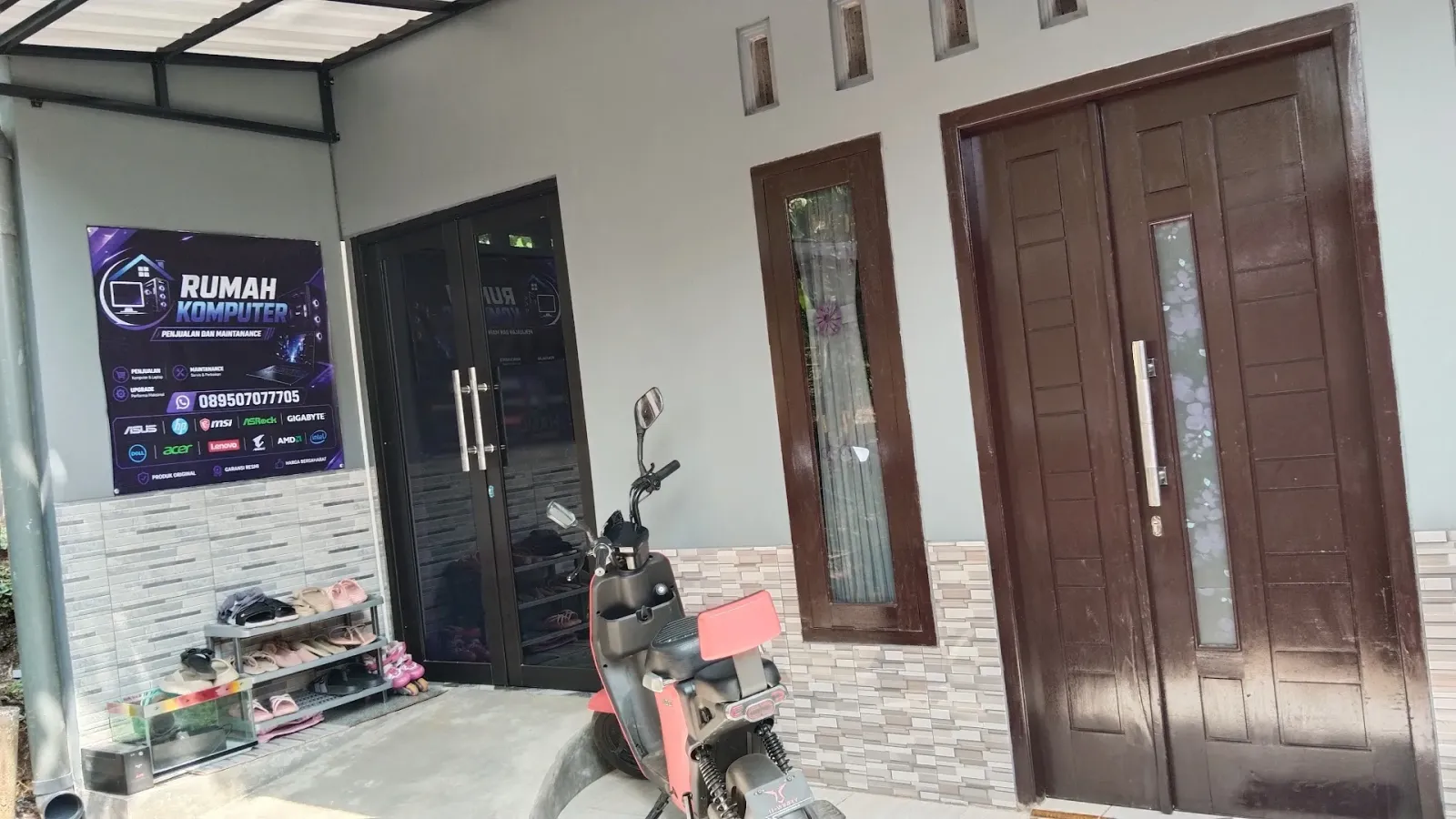RUMAH KOMPUTER