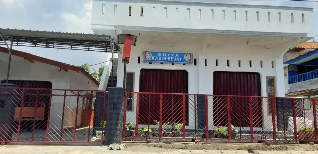 Rumah Kost "Griya Kasih Sejati"
