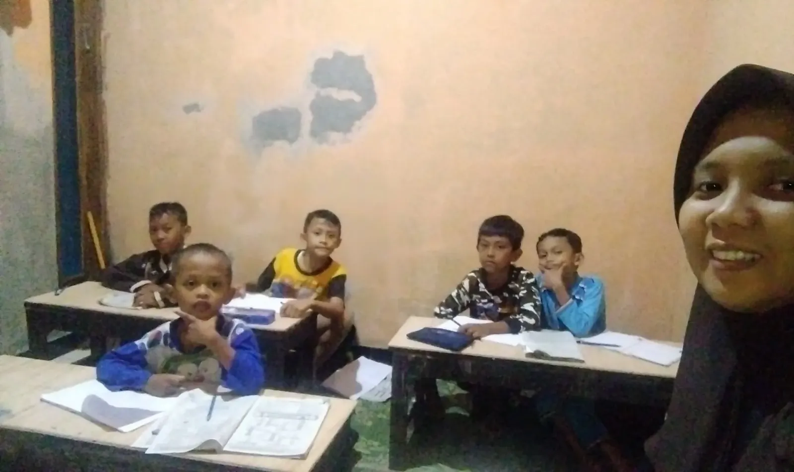 Rumah Les Benzena Rio PAUD, SD, SMP, SMA