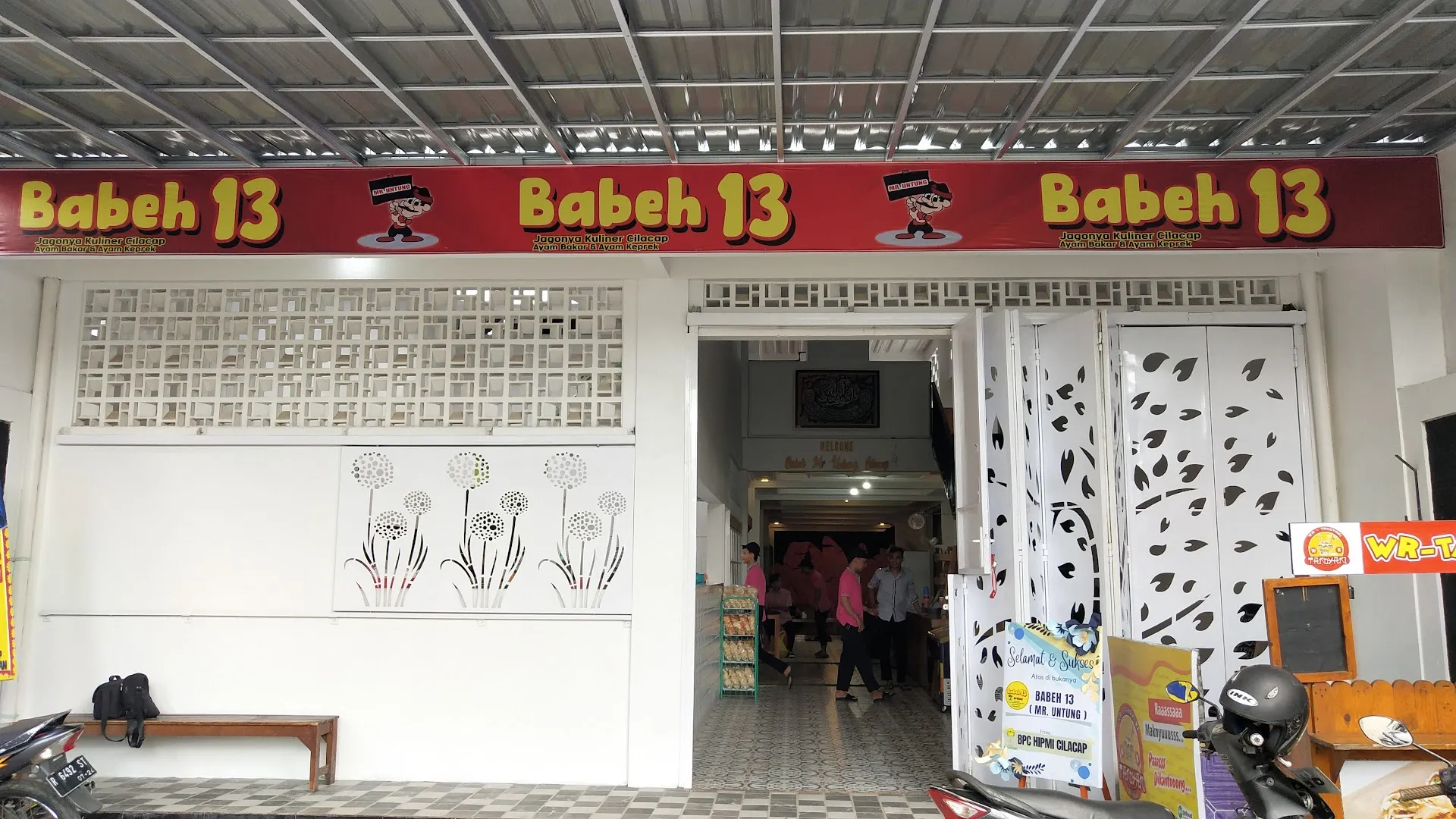Rumah Makan Babeh 13