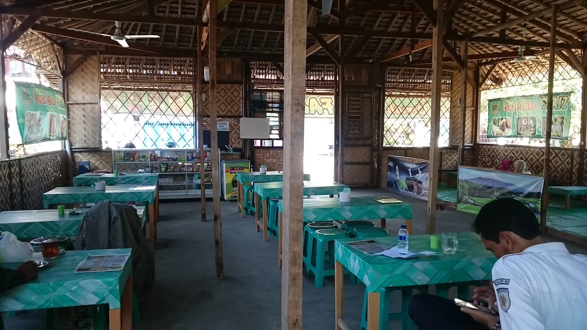 Oemah Dahar Restaurant