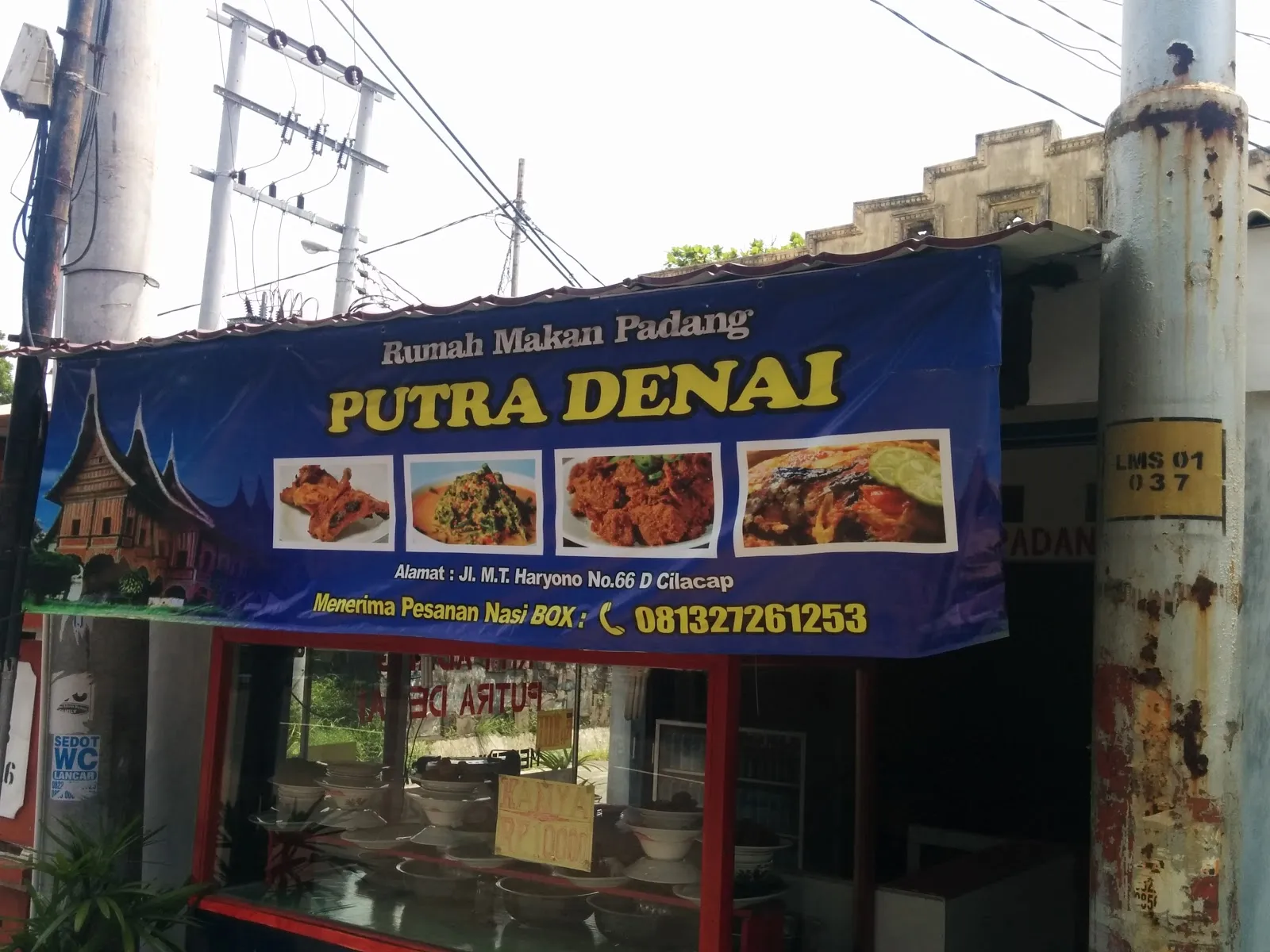 Rumah Makan Padang Putra Denai