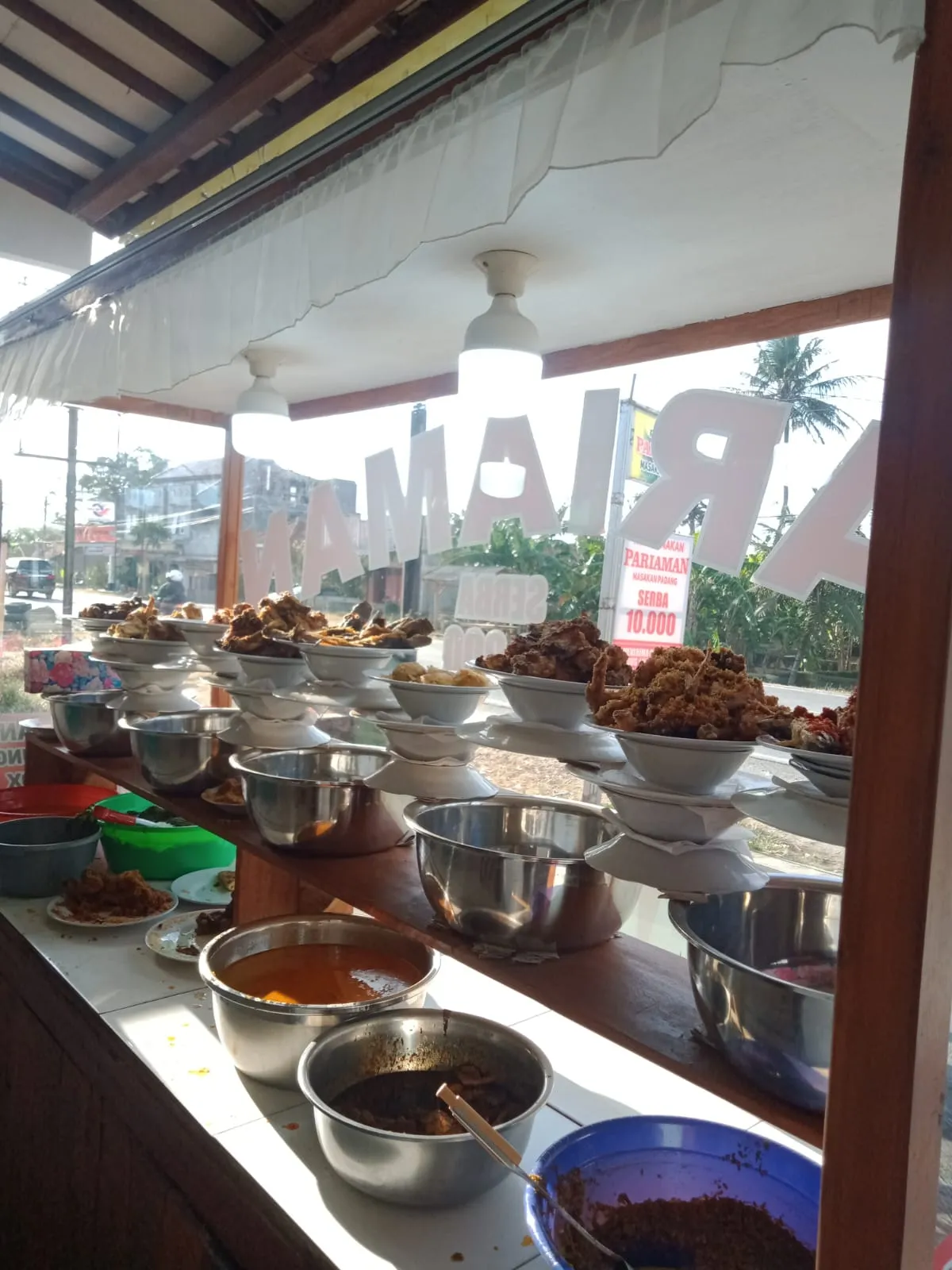 RUMAH MAKAN PARIAMAN (Masakan Padang)_UMKM UMP