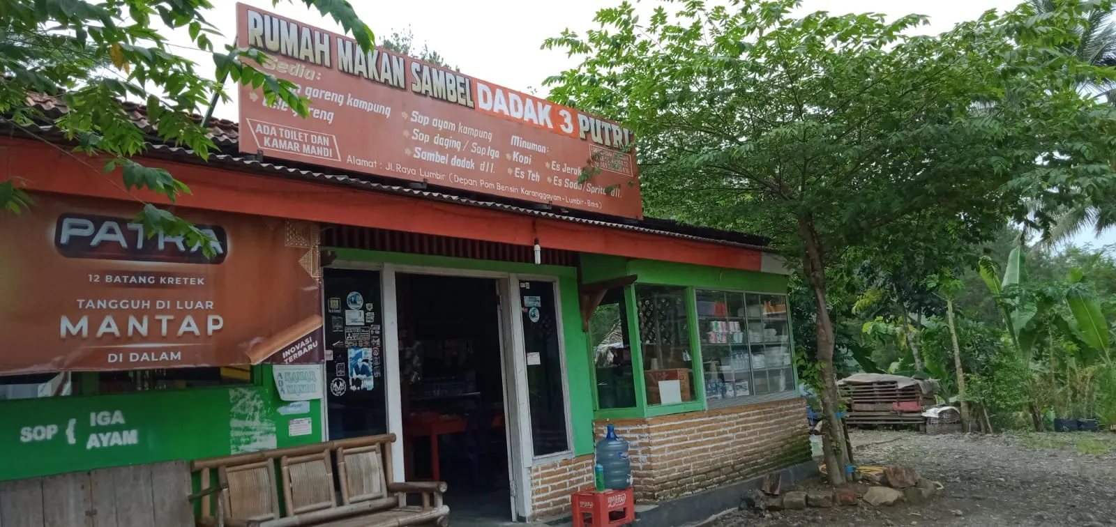 Rumah Makan Sambel Dadak Tiga Putri