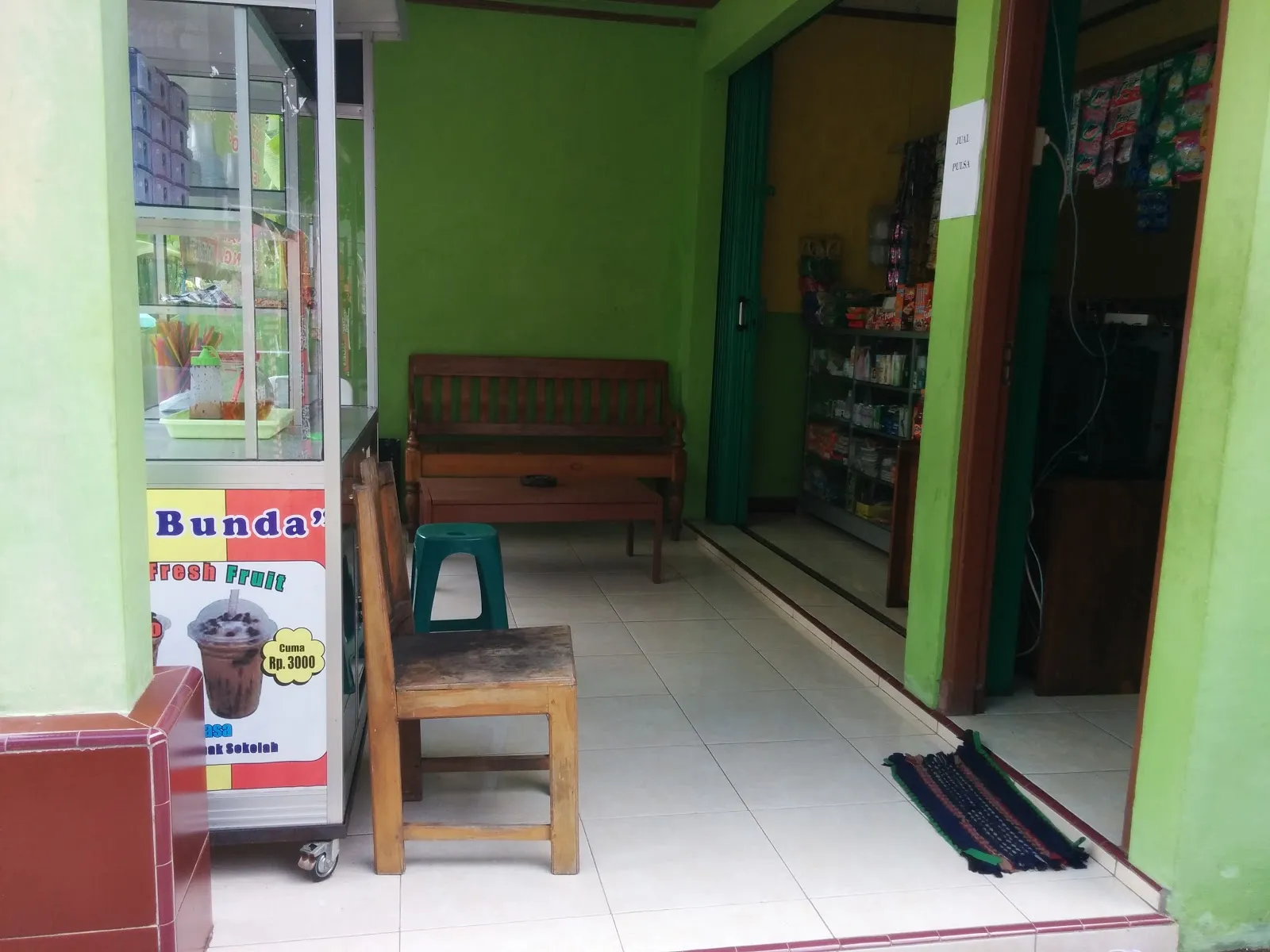 Rumah Makan Tante Dowex