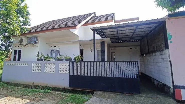 Rumah Singgah Nyaman untuk Keluarga - Oemah Oline