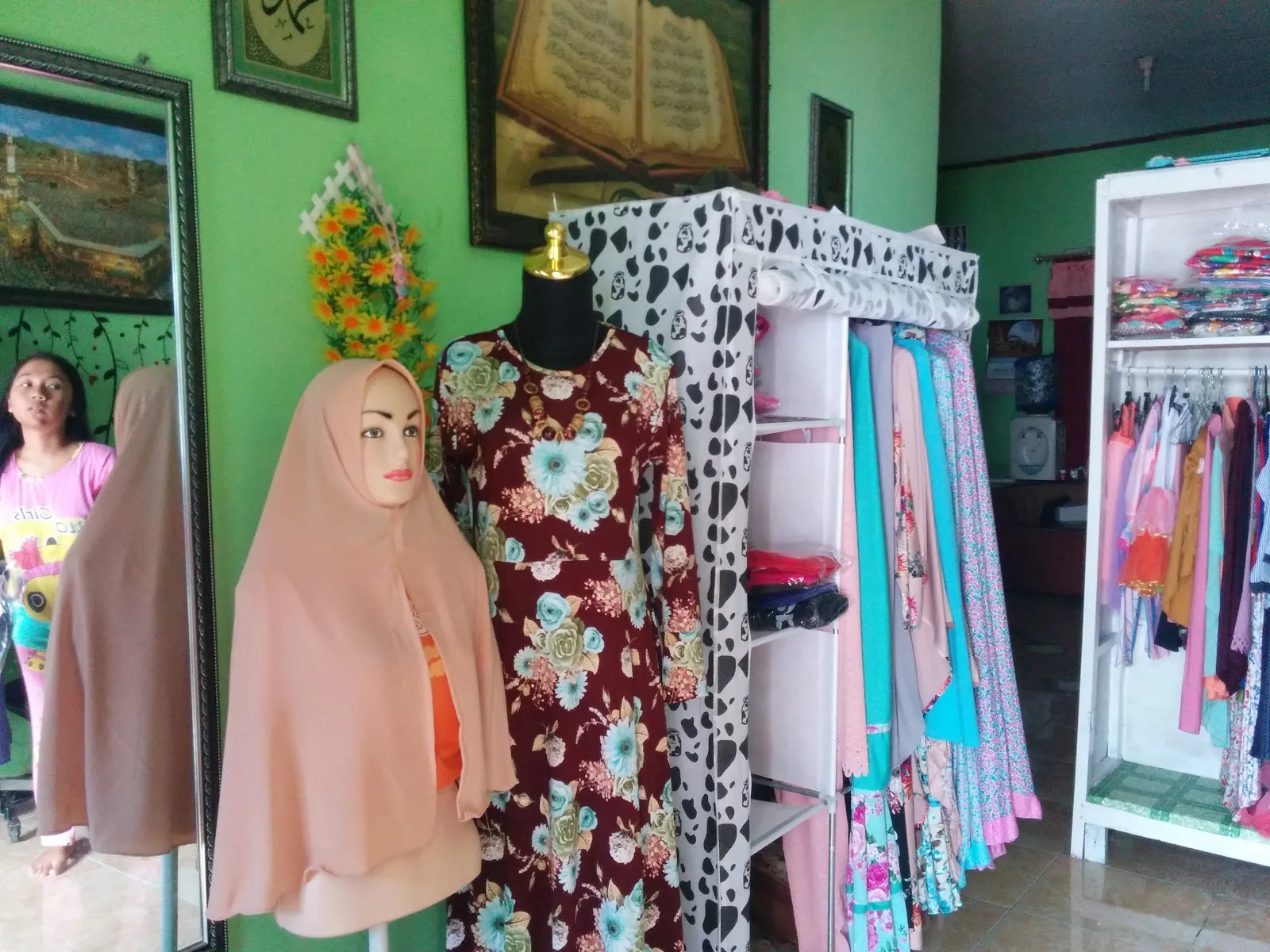 Rumah Zahra Collection
