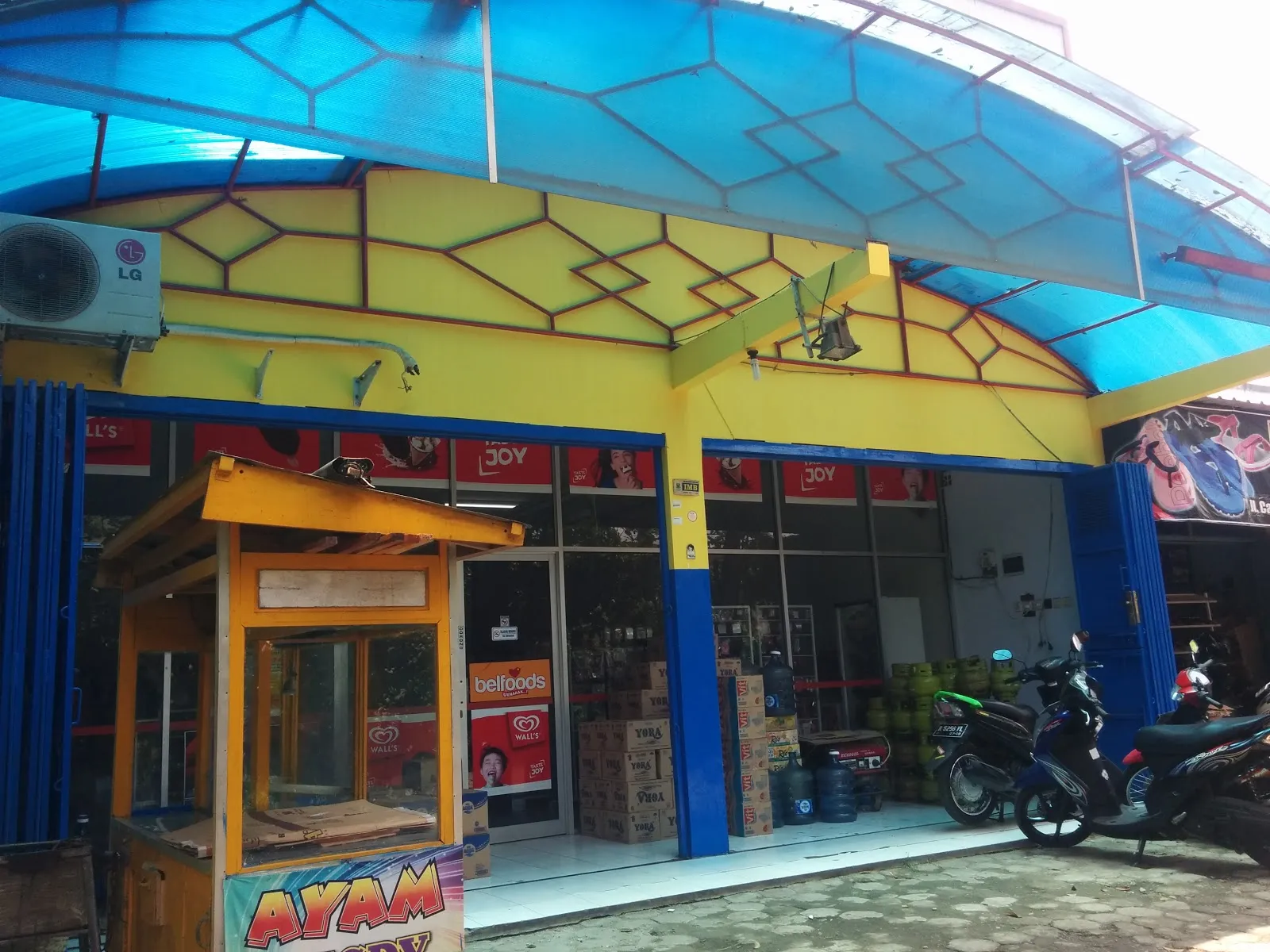 Sadam Minimarket