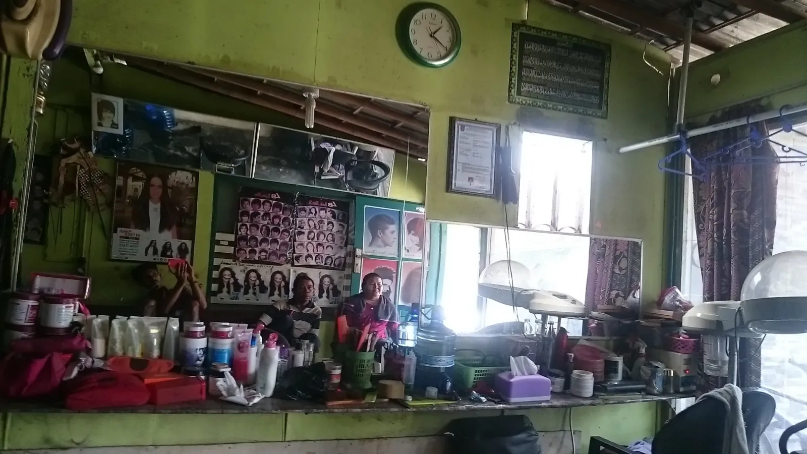 Salon Cincin