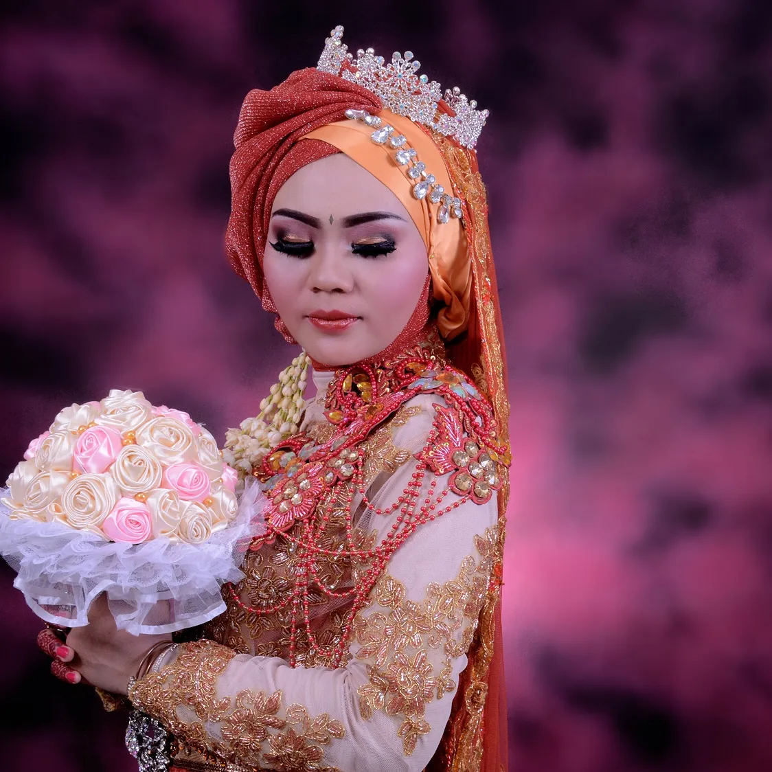SALON GAUL