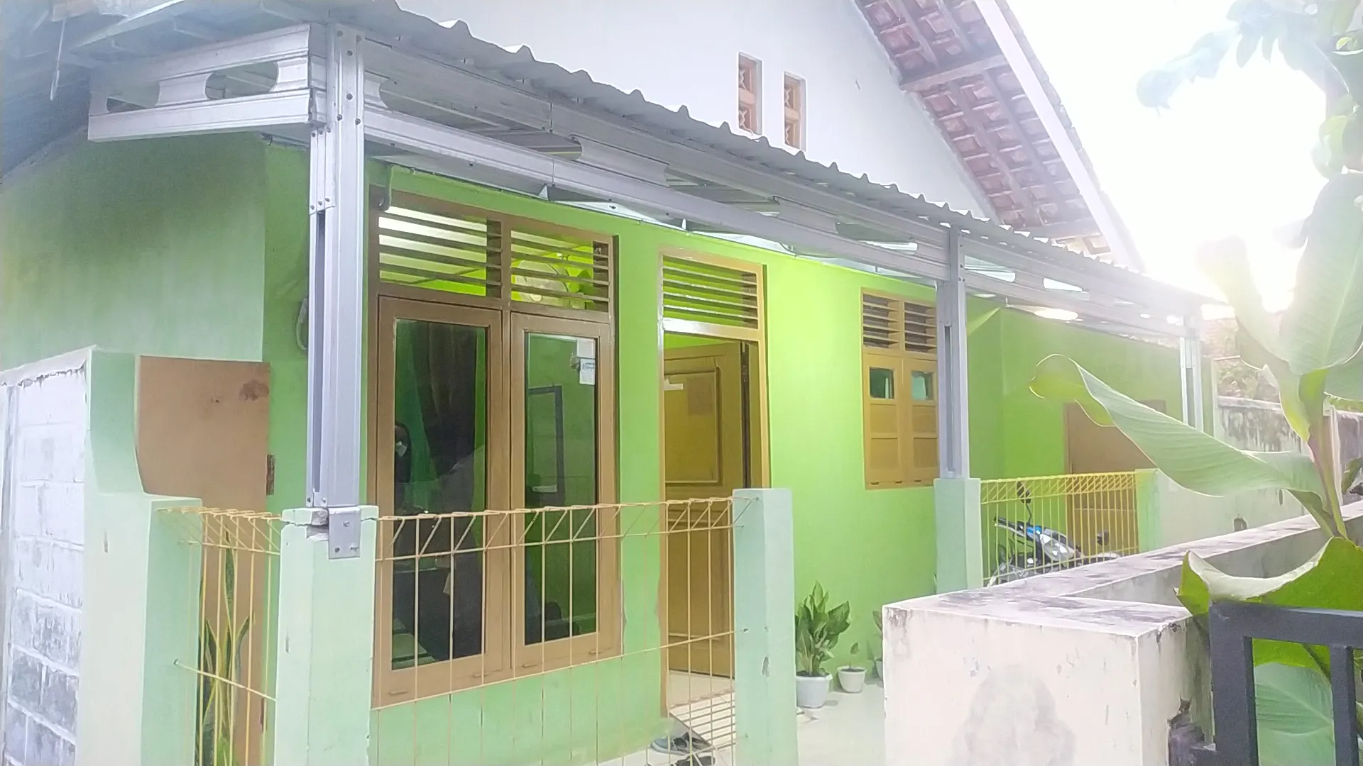 Salon Mba Kokom