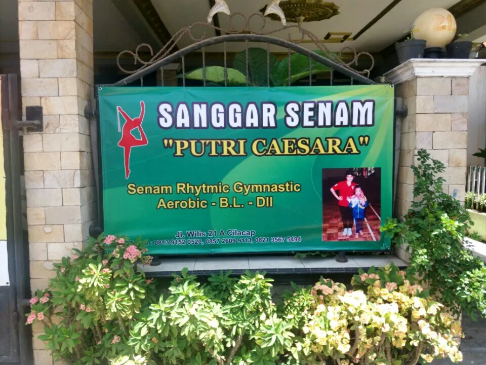 Sanggar Senam "Putri Caesara"