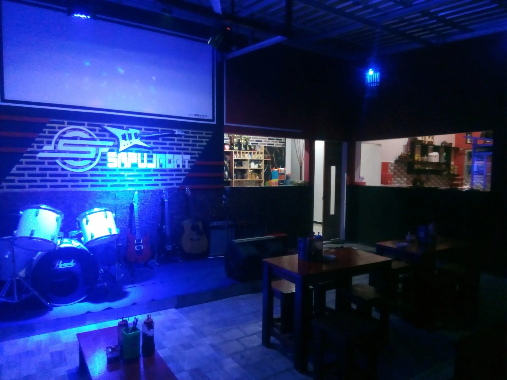 Sapujagat cafe