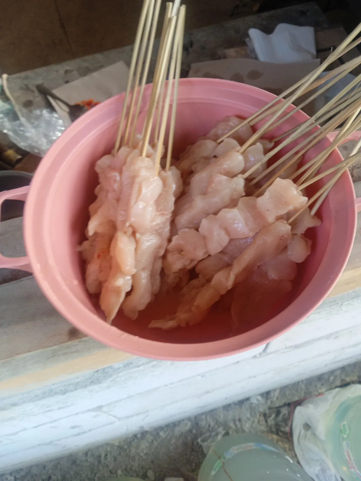 SATE AYAM DAN KELAPA MUDA KANG KHAYRI