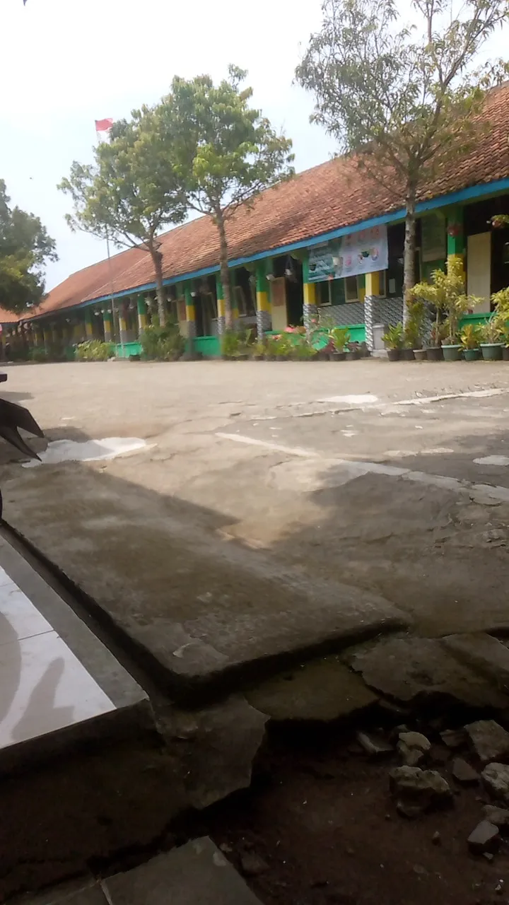 SD Negeri Jeruklegi Kulon 01