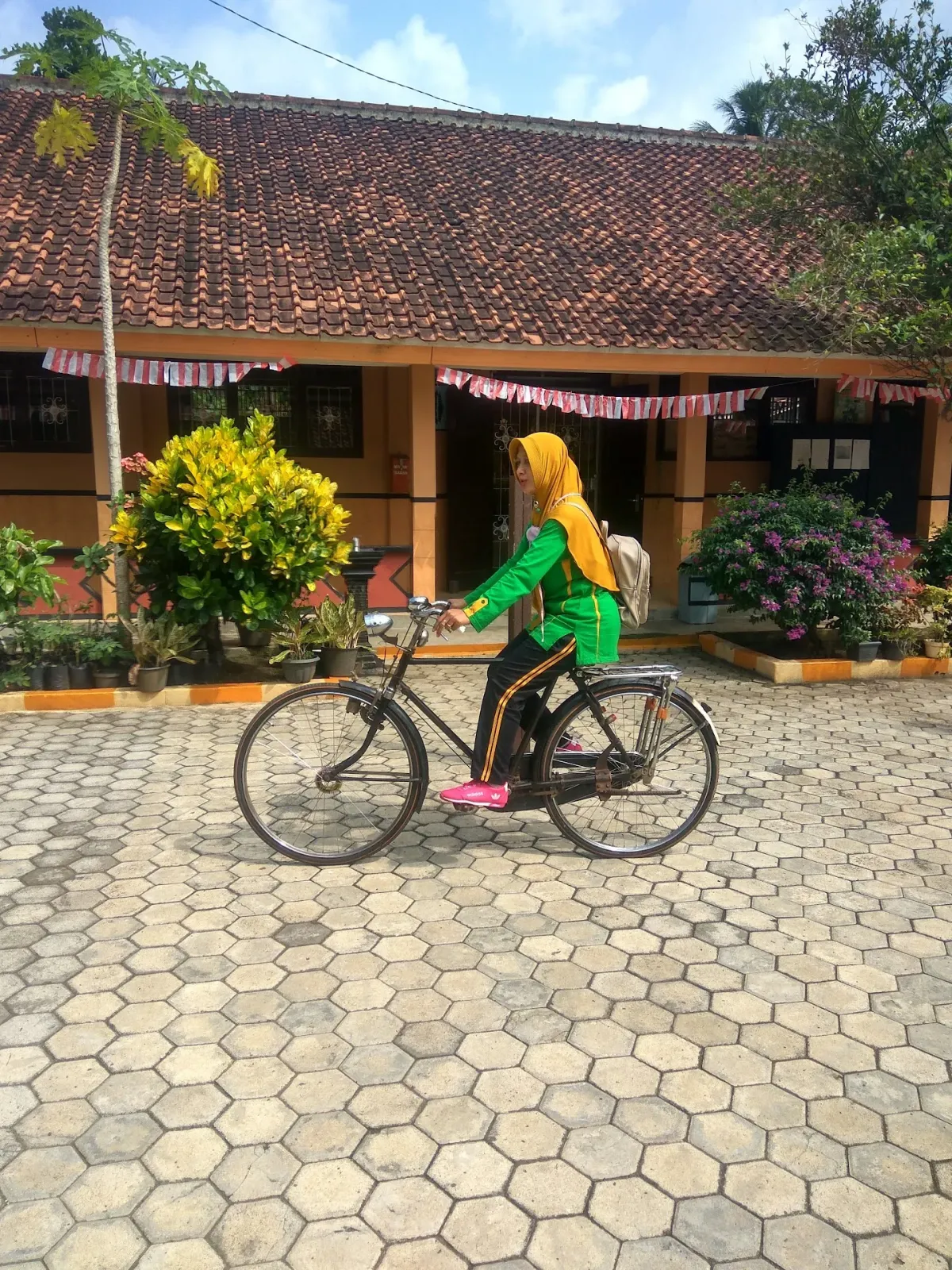 SDN 02 WELAHAN-WETAN