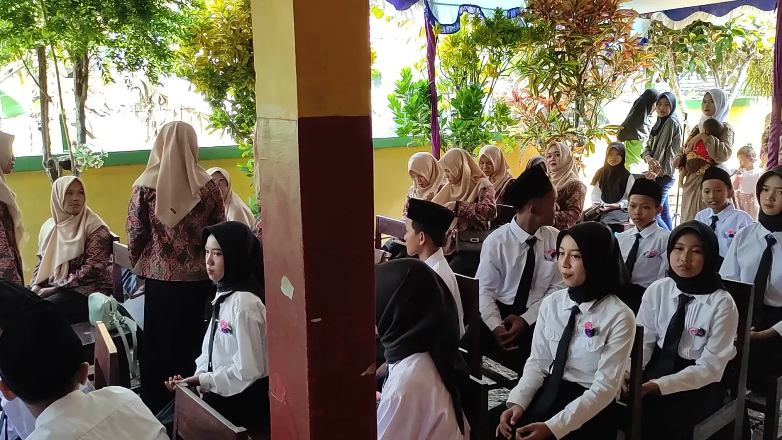 SDN 2 GAMBARSARI