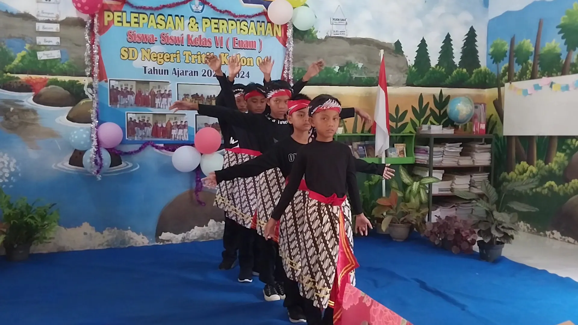SDN Tritihkulon 02 & 04