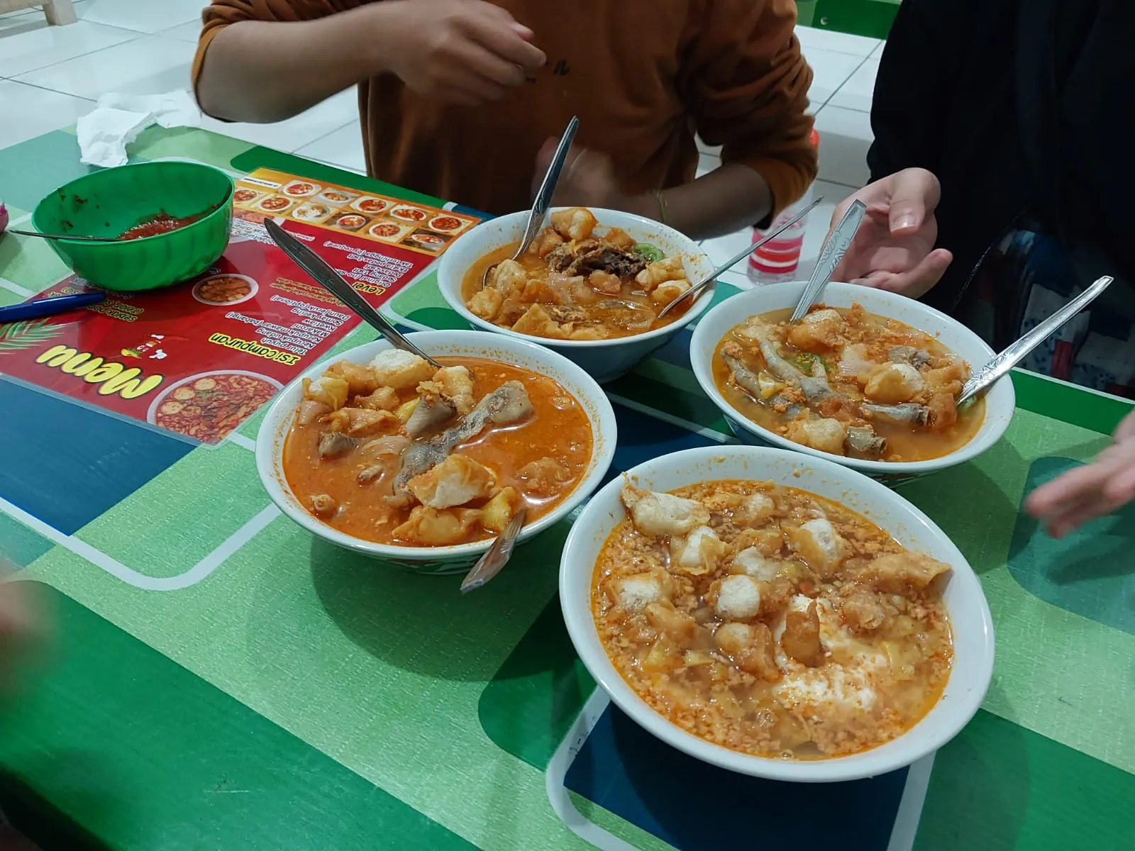 SEBLAK SAKAU KAWUNGANTEN