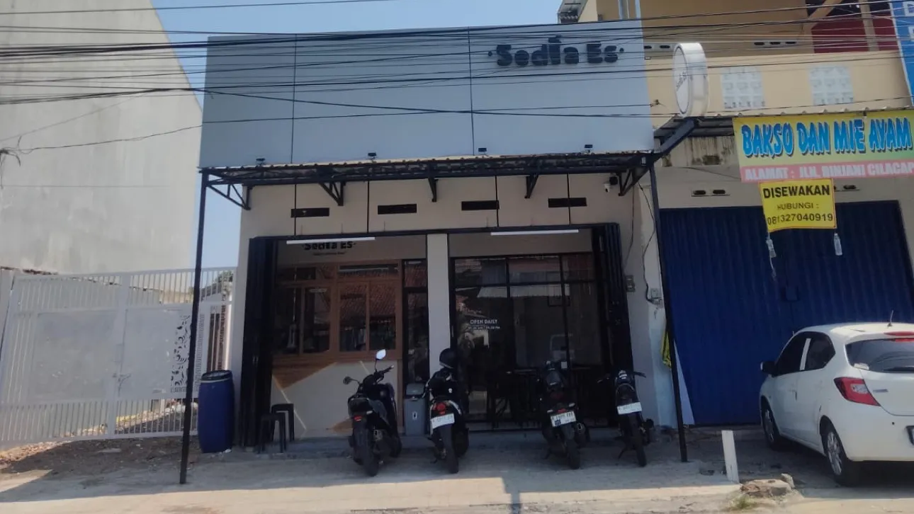 Sedia Es Rinjani Cilacap