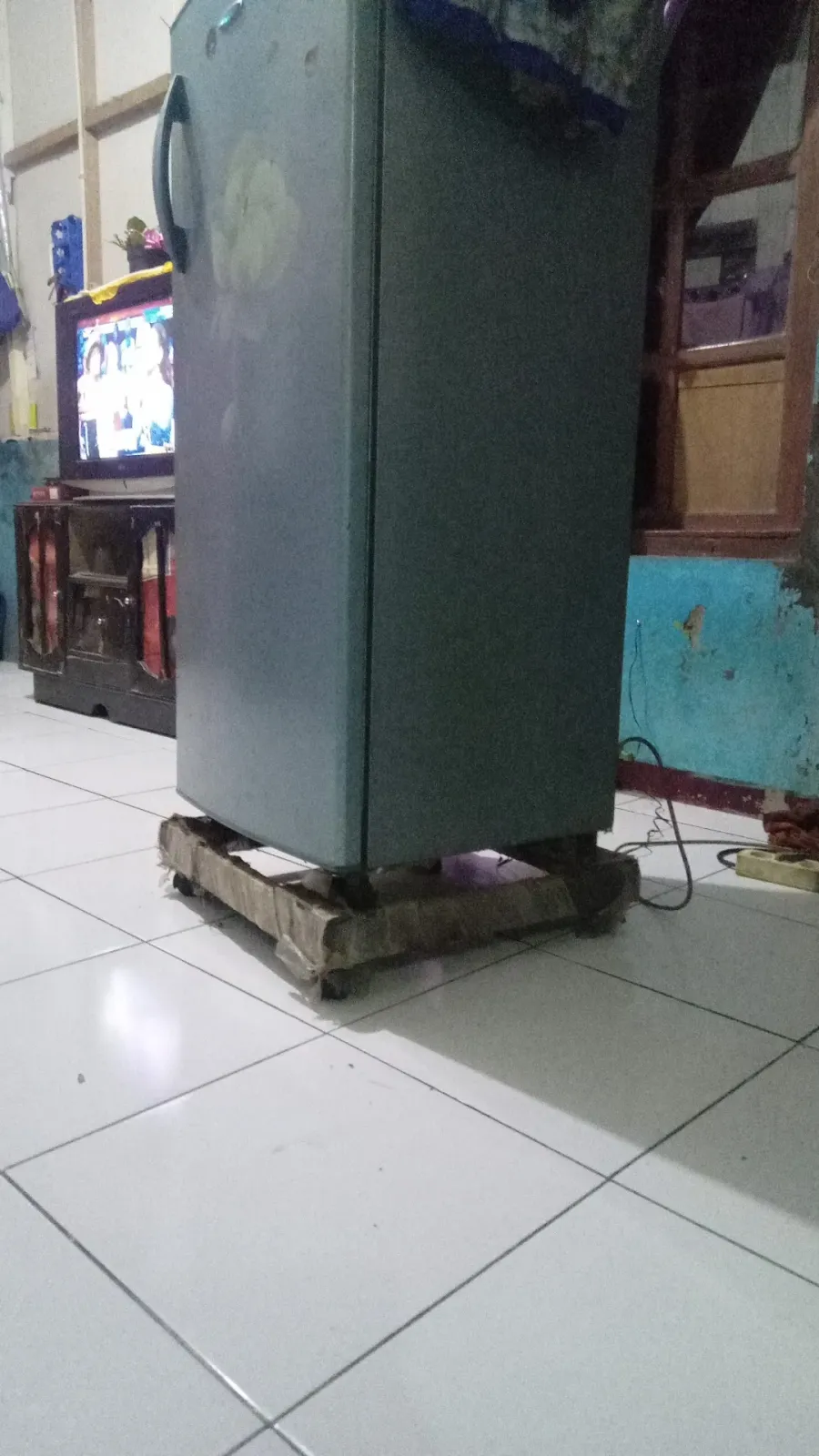 Servis AC Kulkas Mesin cuci Dji Sam Soe Teknik (234)
