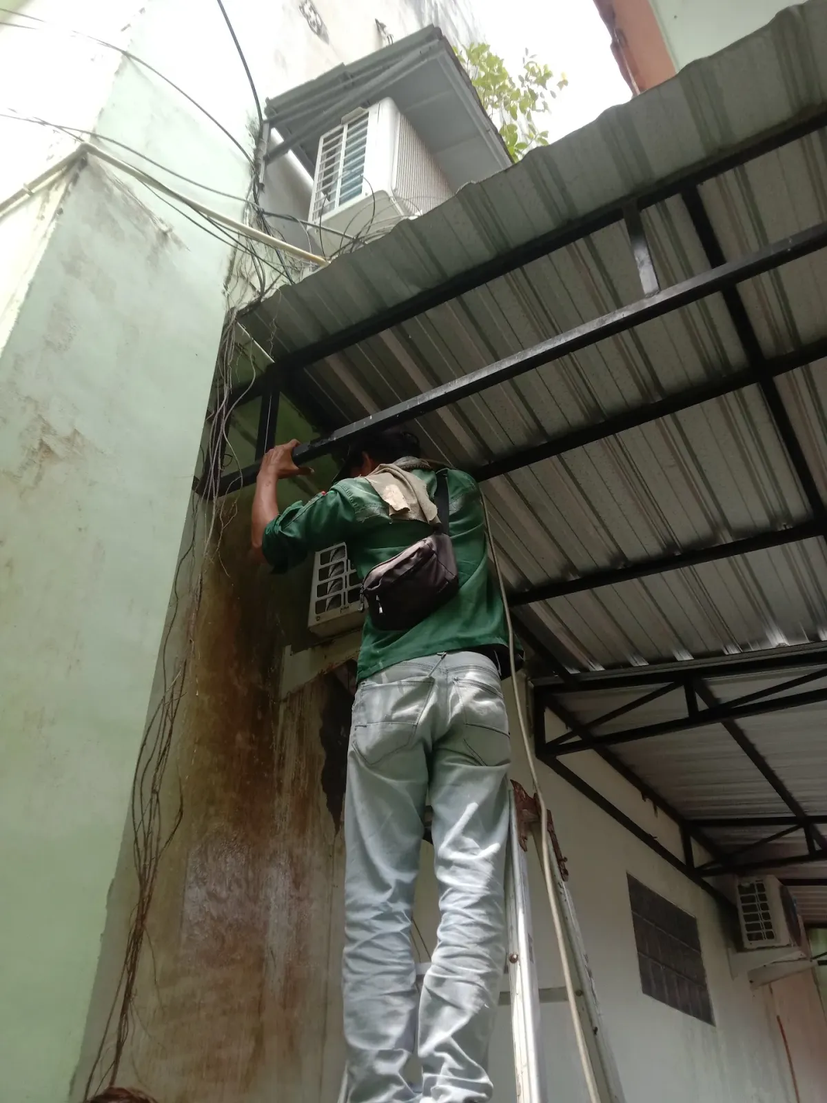 Servise ac "MAHKOTA PERKASA AC"