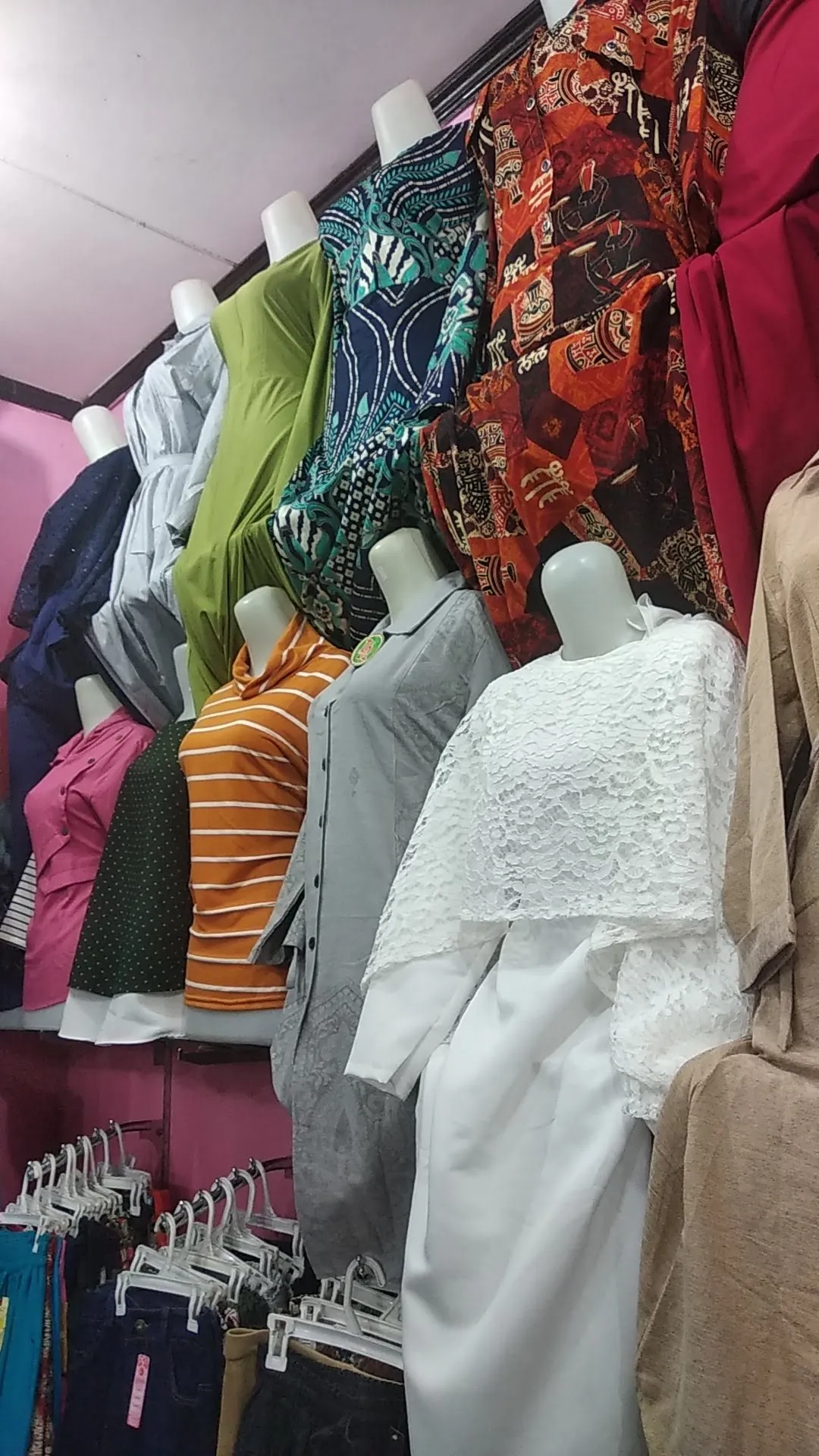 Shakila fashion