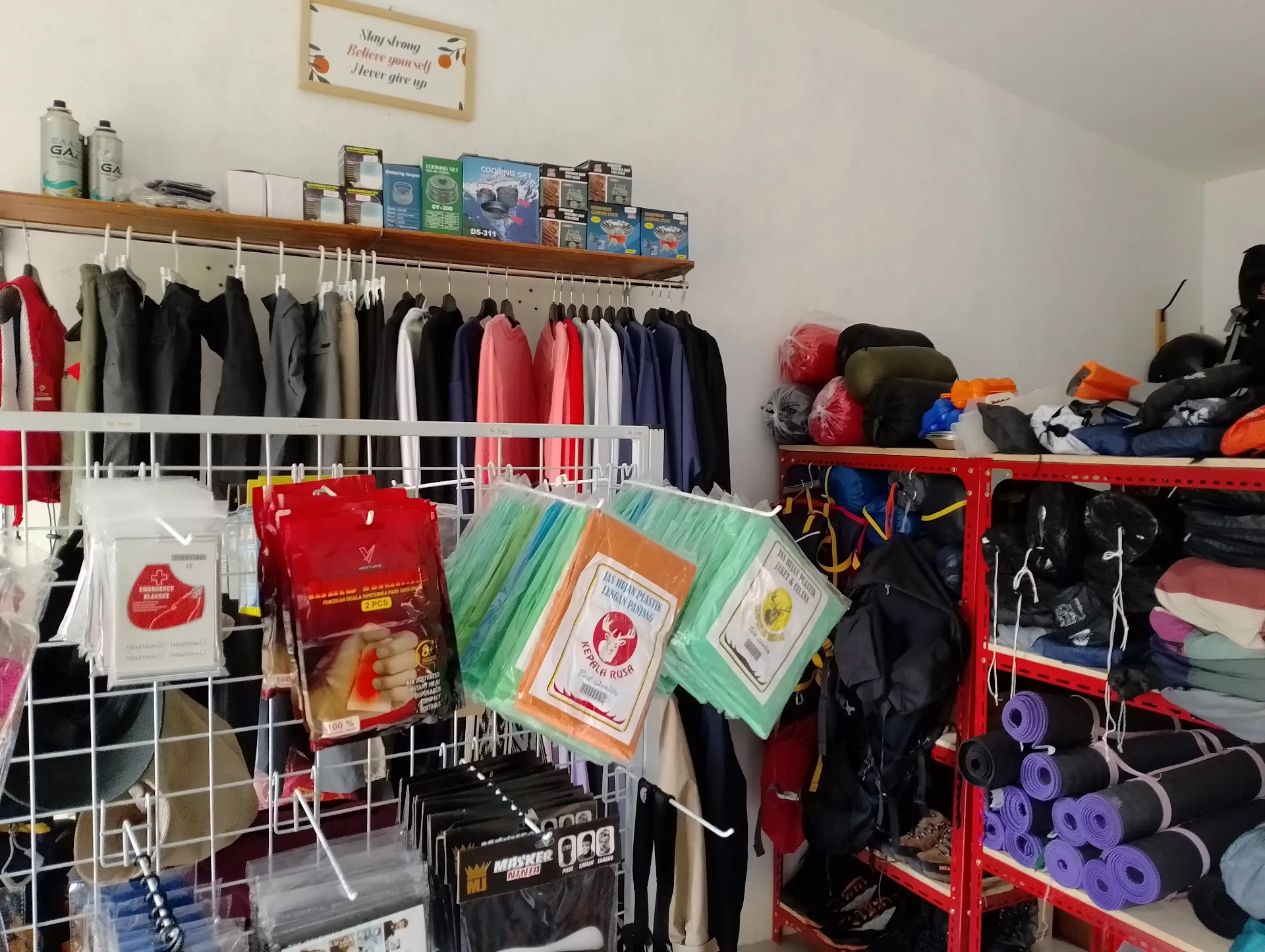 Shelter Outdoor Cilacap (Persewaan dan Penjualan Perlengkapan Outdoor/Pendakian)