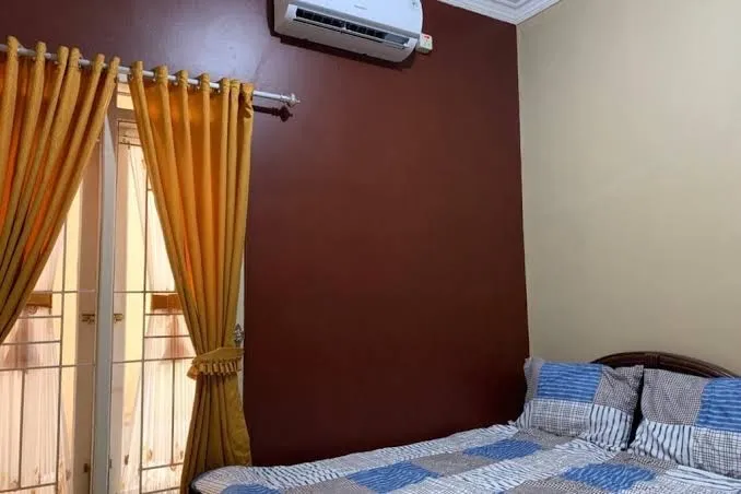 Simple Home near Baturraden - Two-Bedroom House