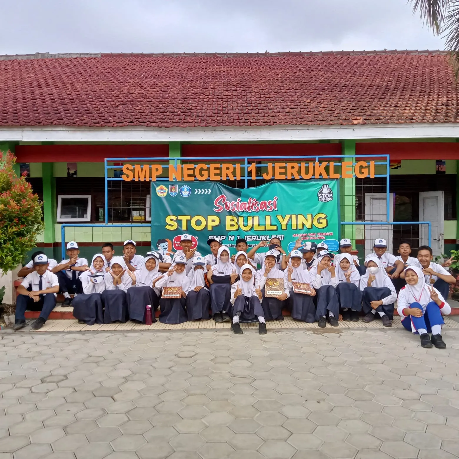 SMP Negeri 1 Jeruklegi