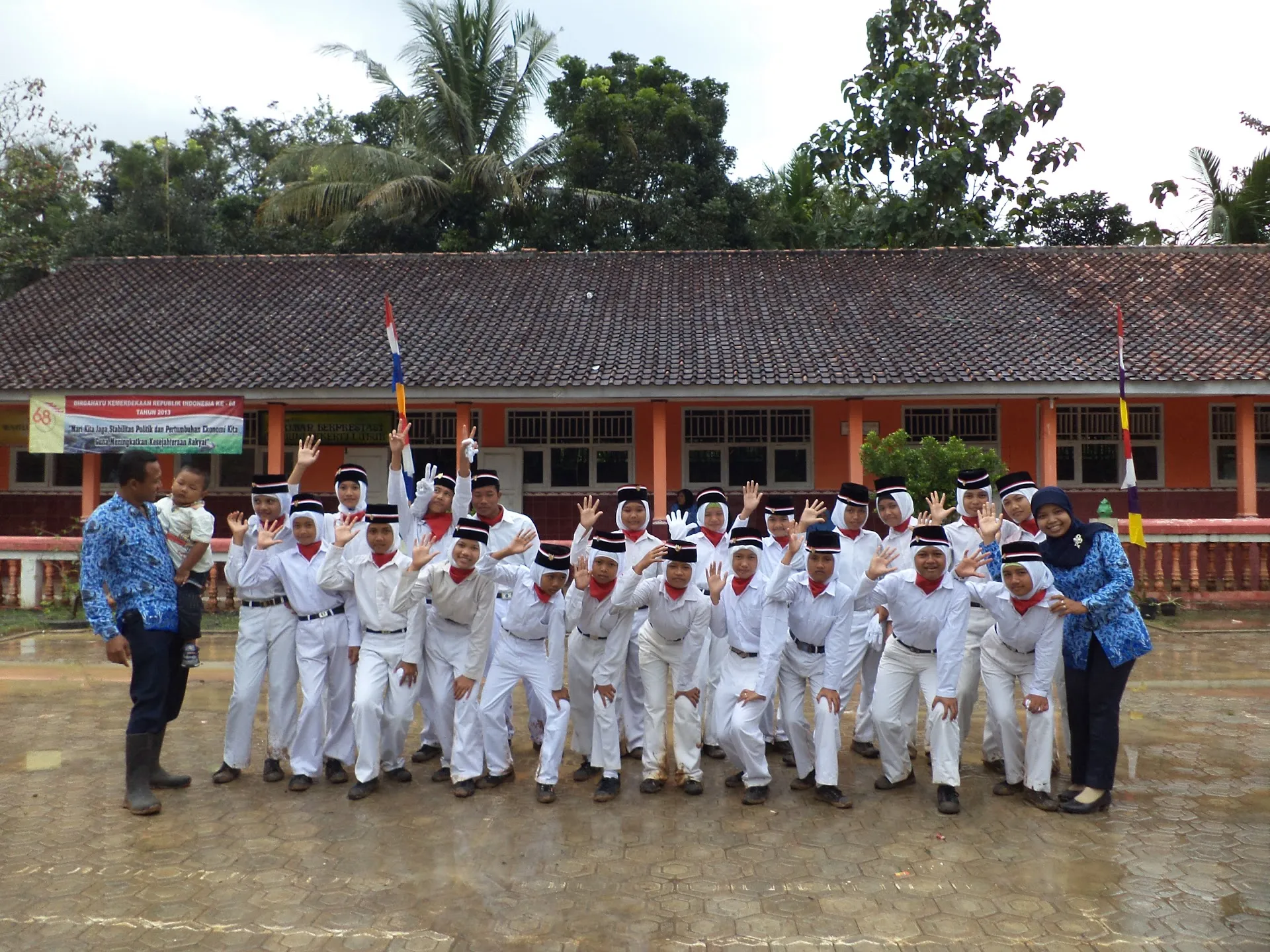 SMPN 4 Satu Atap Kawunganten