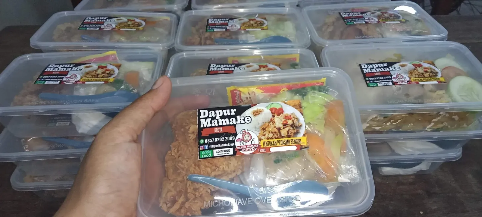 Snack dan catering DAPOER MAK FATIR