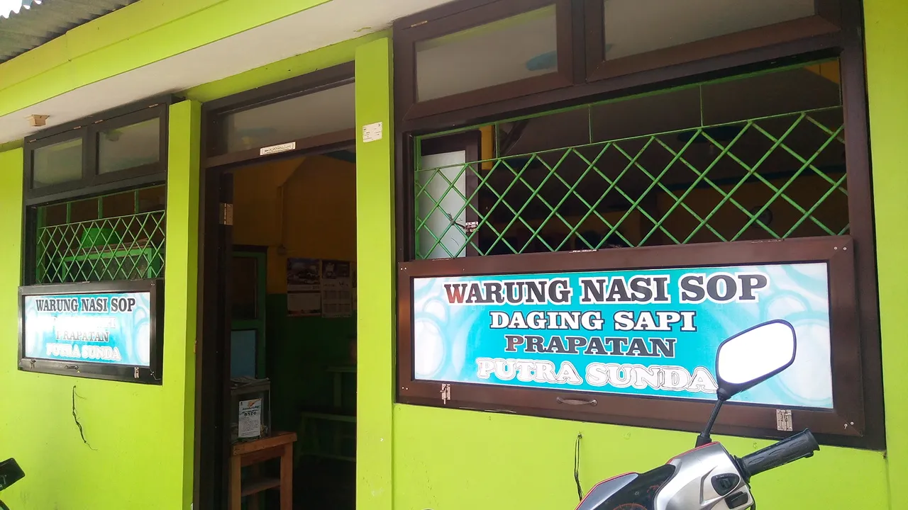 Sop Daging Sapi Putra Sunda