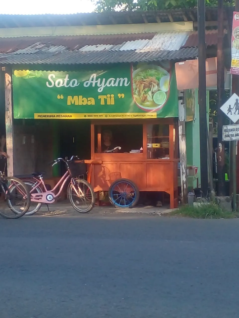 SOTO AYAM MBA TII