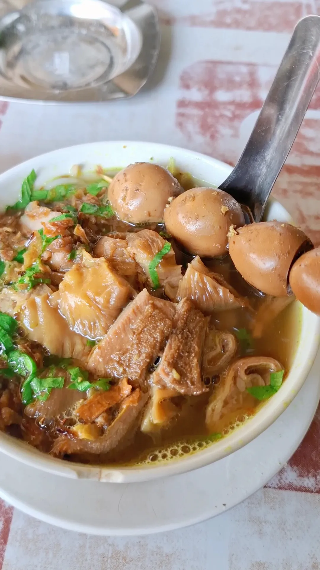 Soto Kwali & Nasi Liwet Pak Eddy