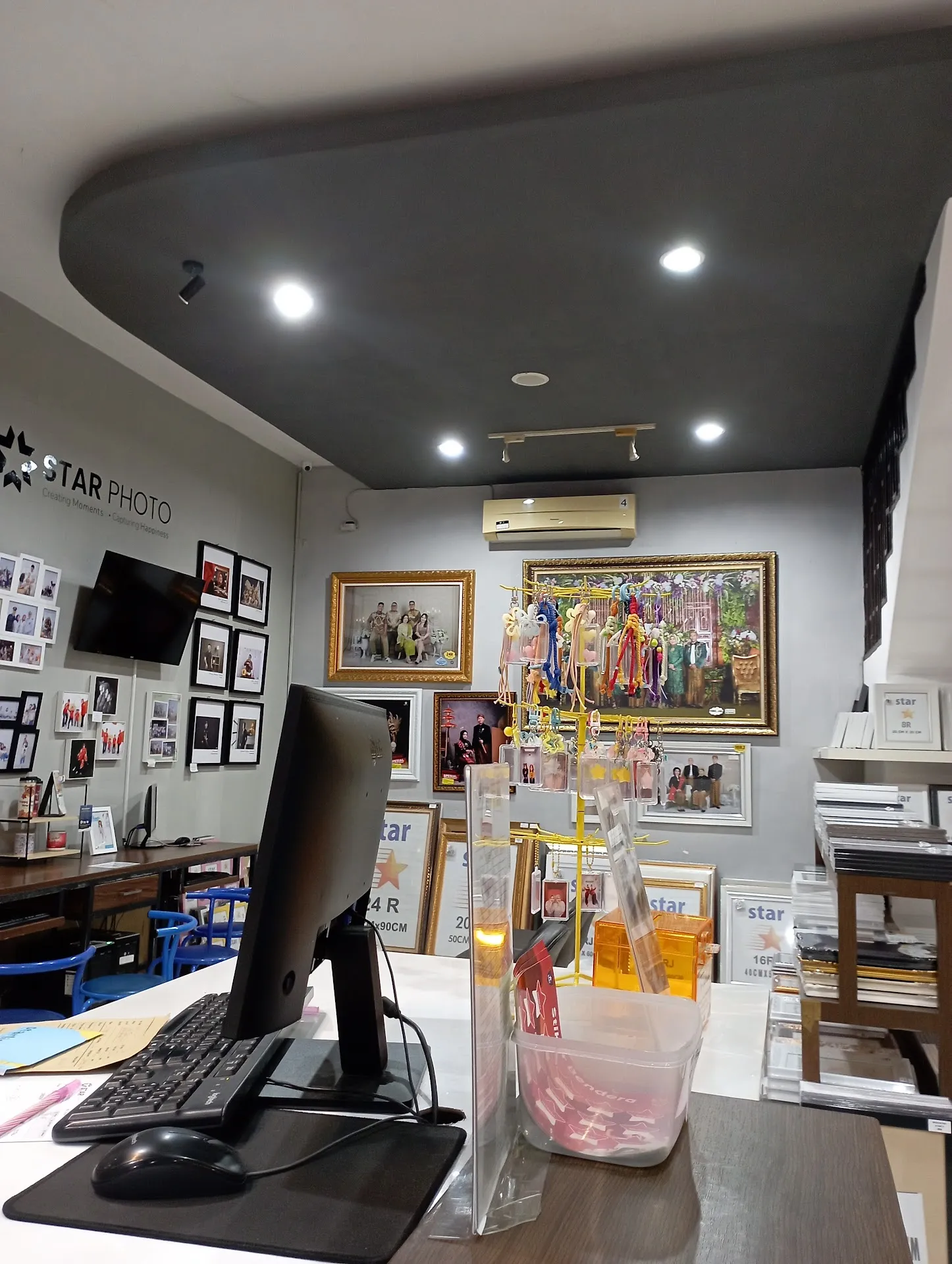 Star Photo & Advertising