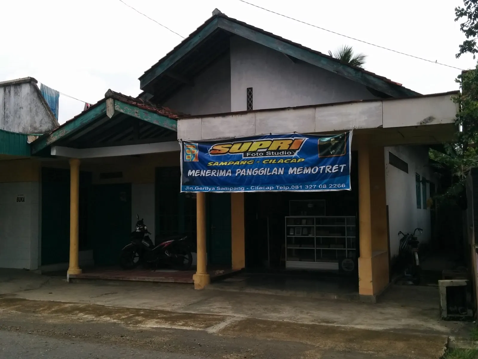 Supri Foto Studio