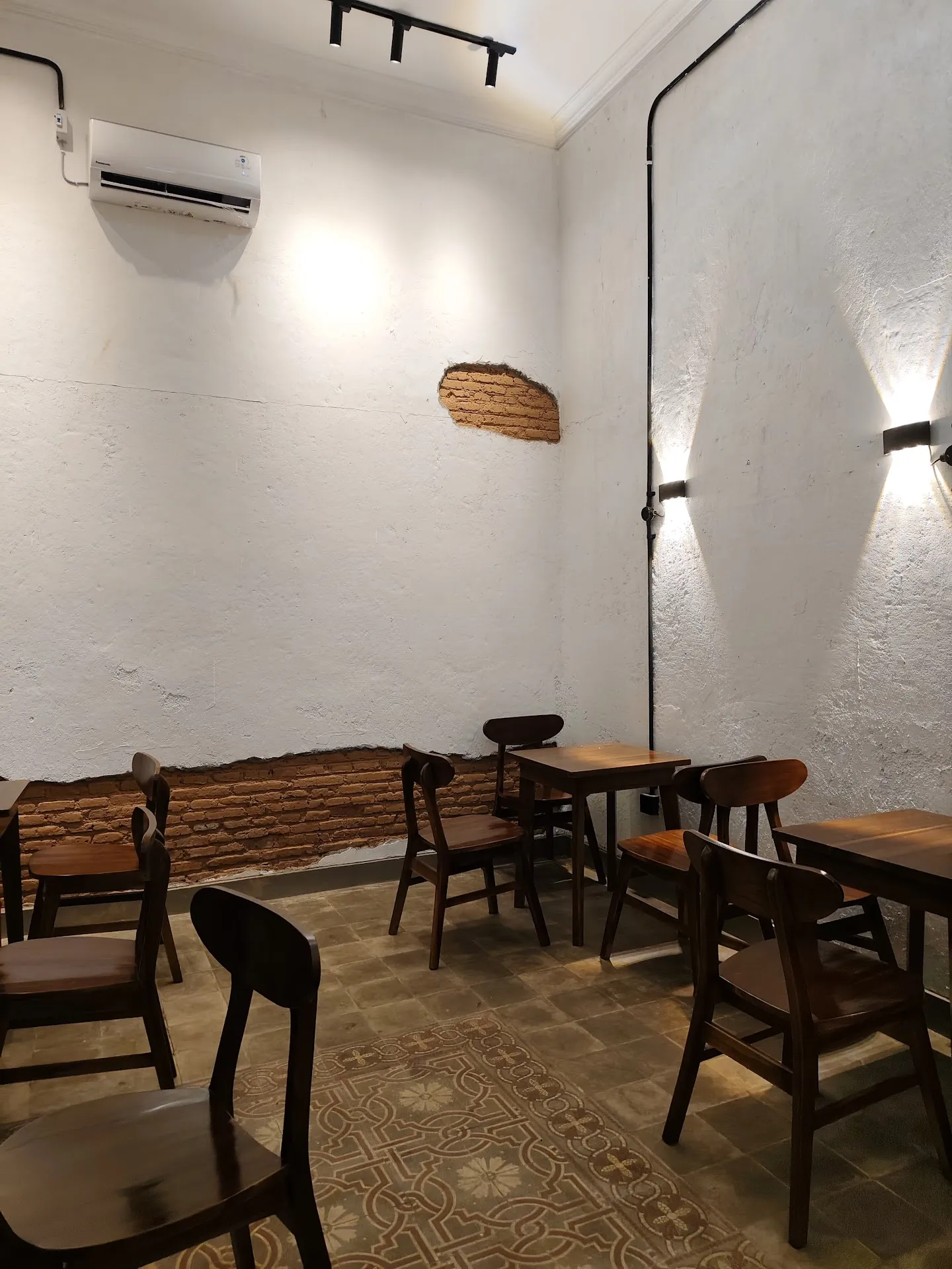 Swarga Common Living Ground