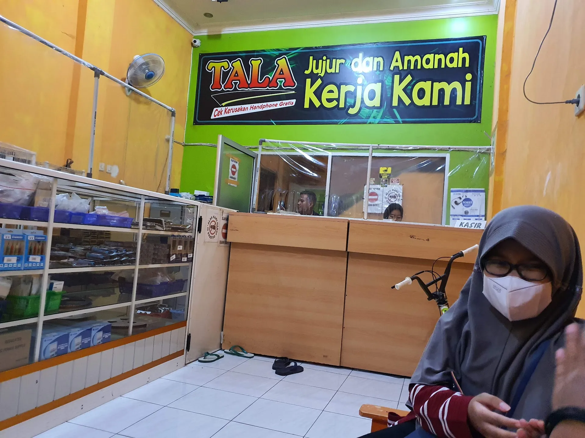 Tala Servis HP dan Sparepart HP