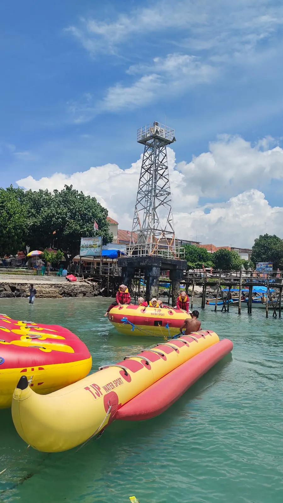 Taman Air Mancur Pangandaran