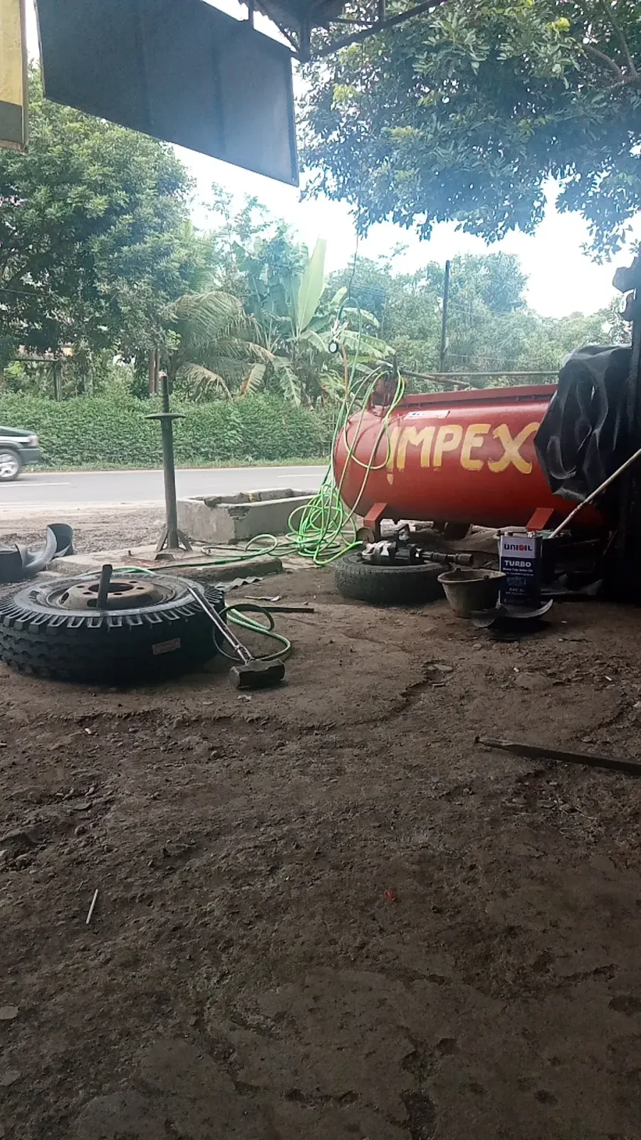 Tambal Ban Dan Service Motor