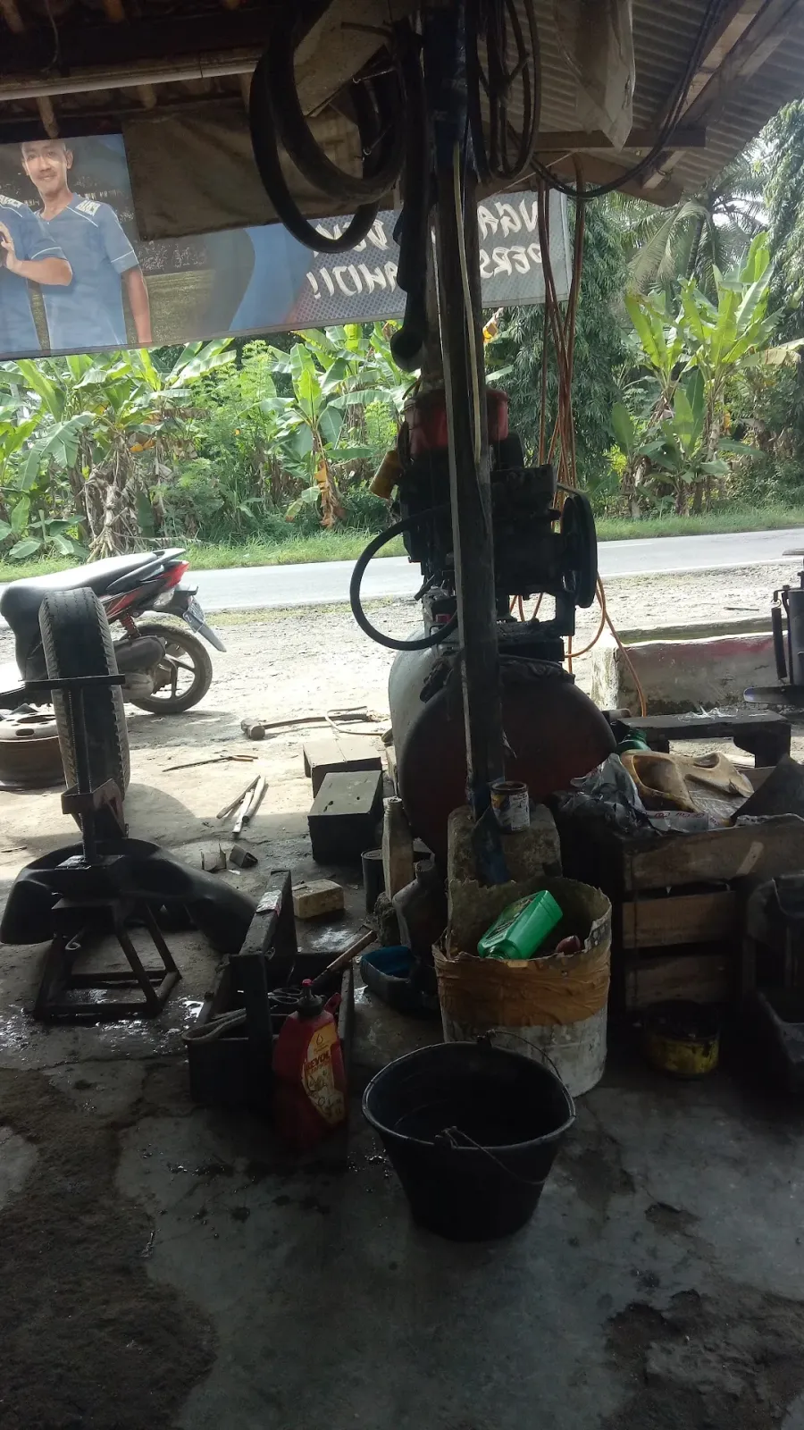 Tambal ban MTR/MBL ples bengkel,kang dede