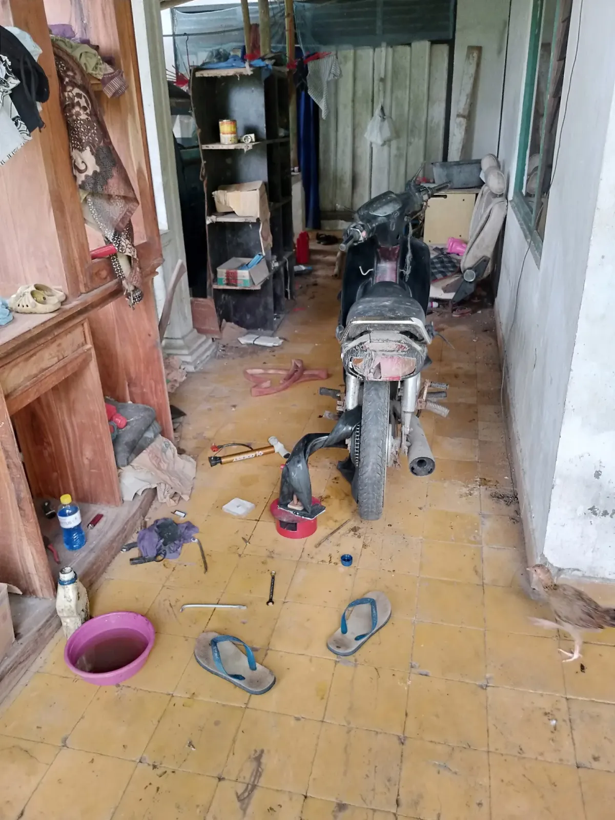 Tambal ban pit motor nurbekti