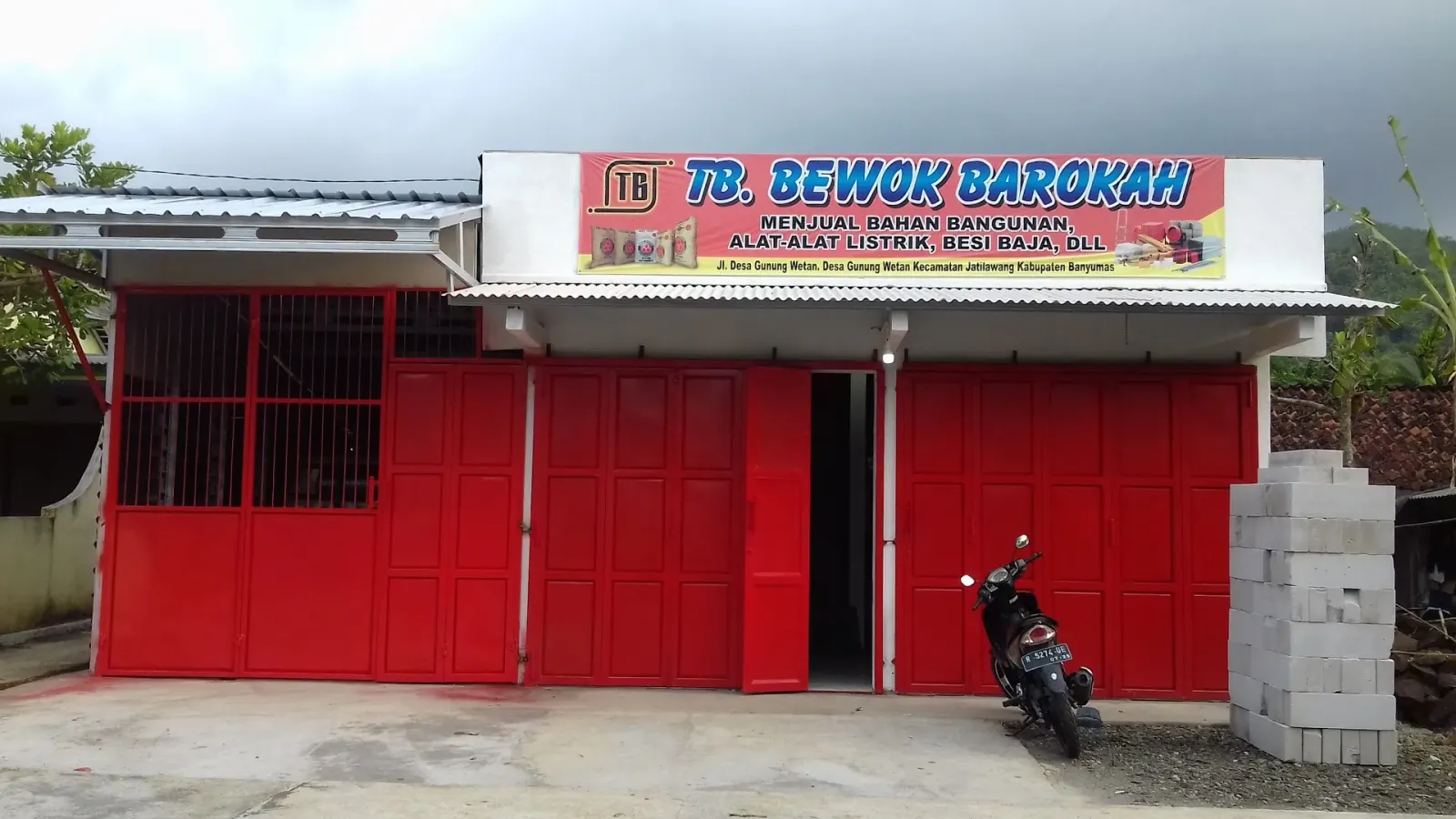 TB BEWOK BAROKAH menjual bahan bangunan alat-alat listrik besi baja dll