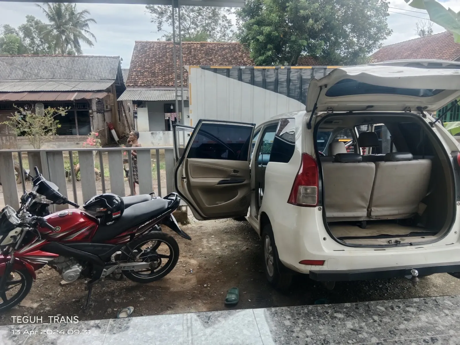 Teguh_Trans