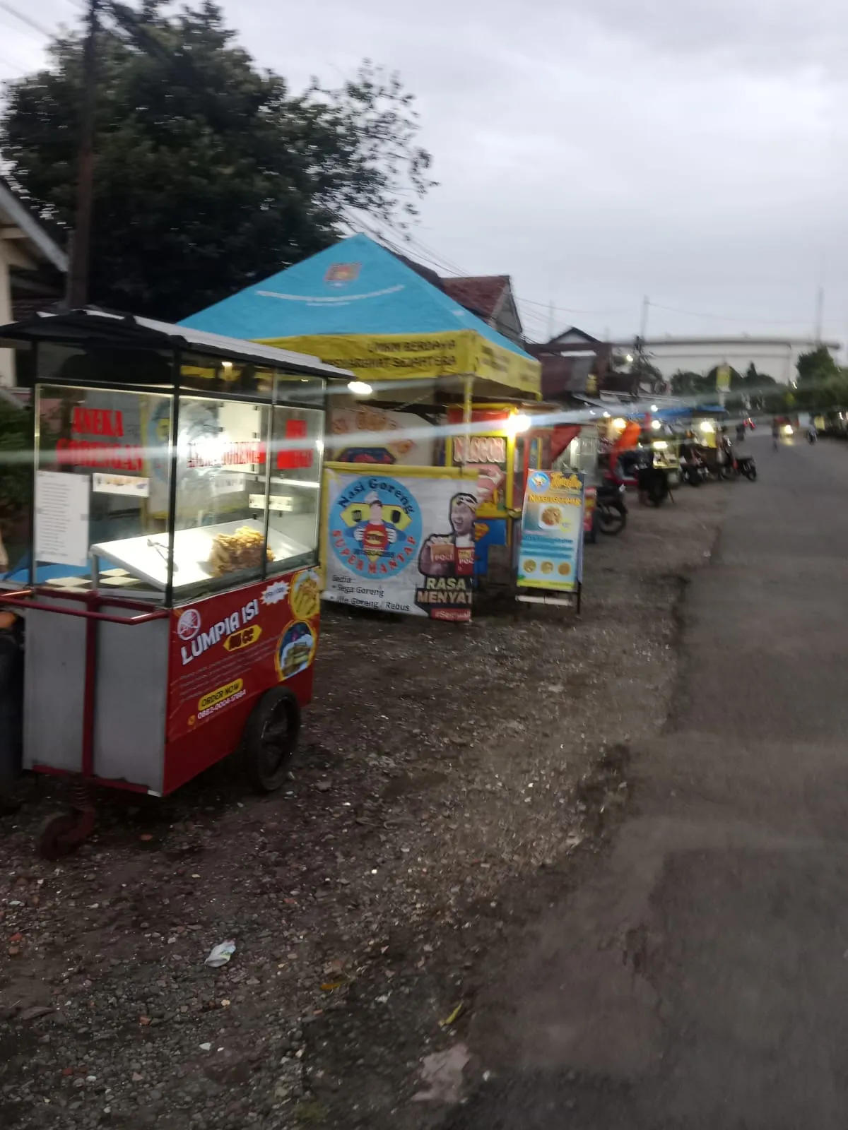 TENDA MADANG WAREG( NASI GORENG SUPERMANTAP)