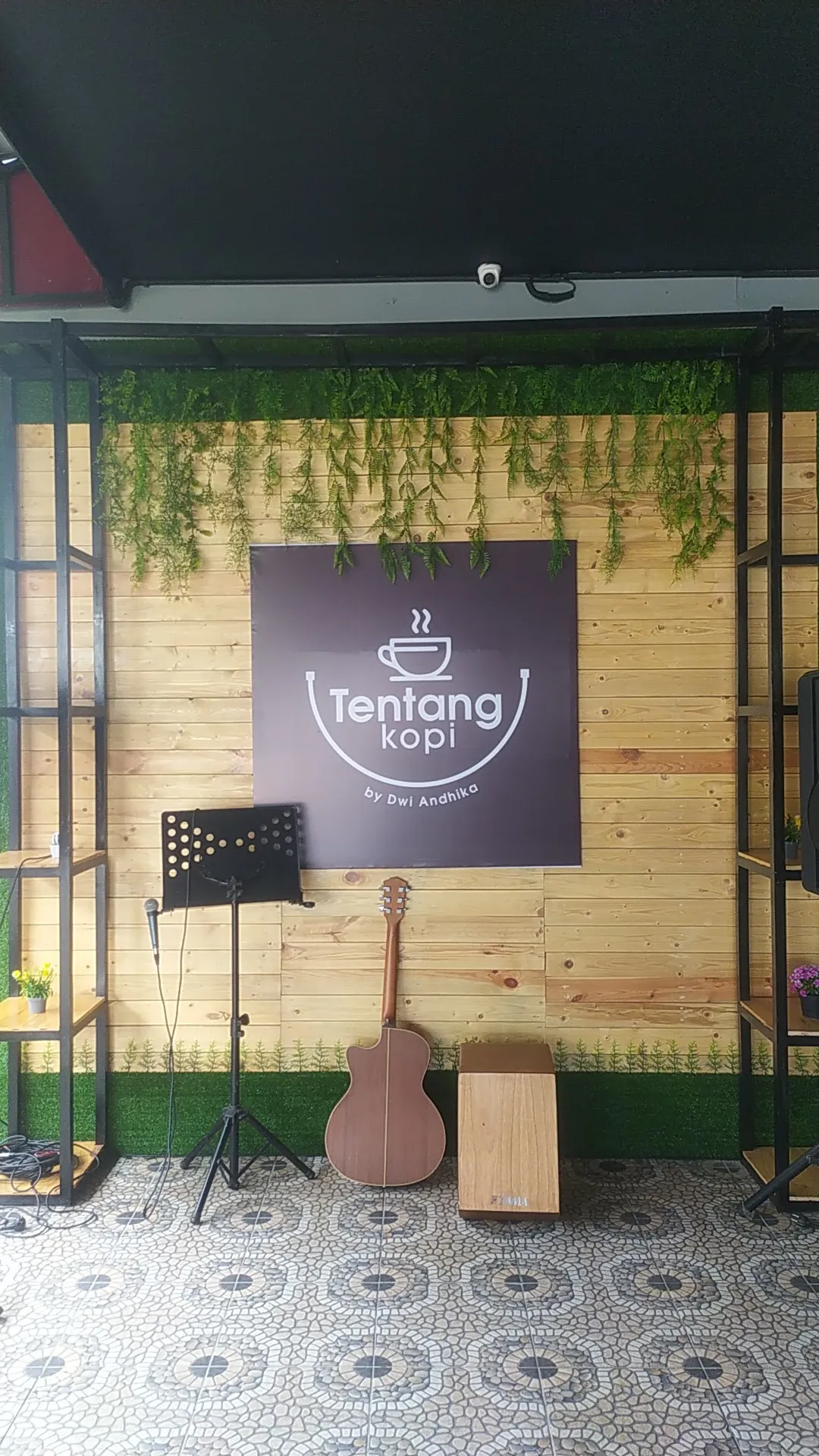 TENTANG Kopi